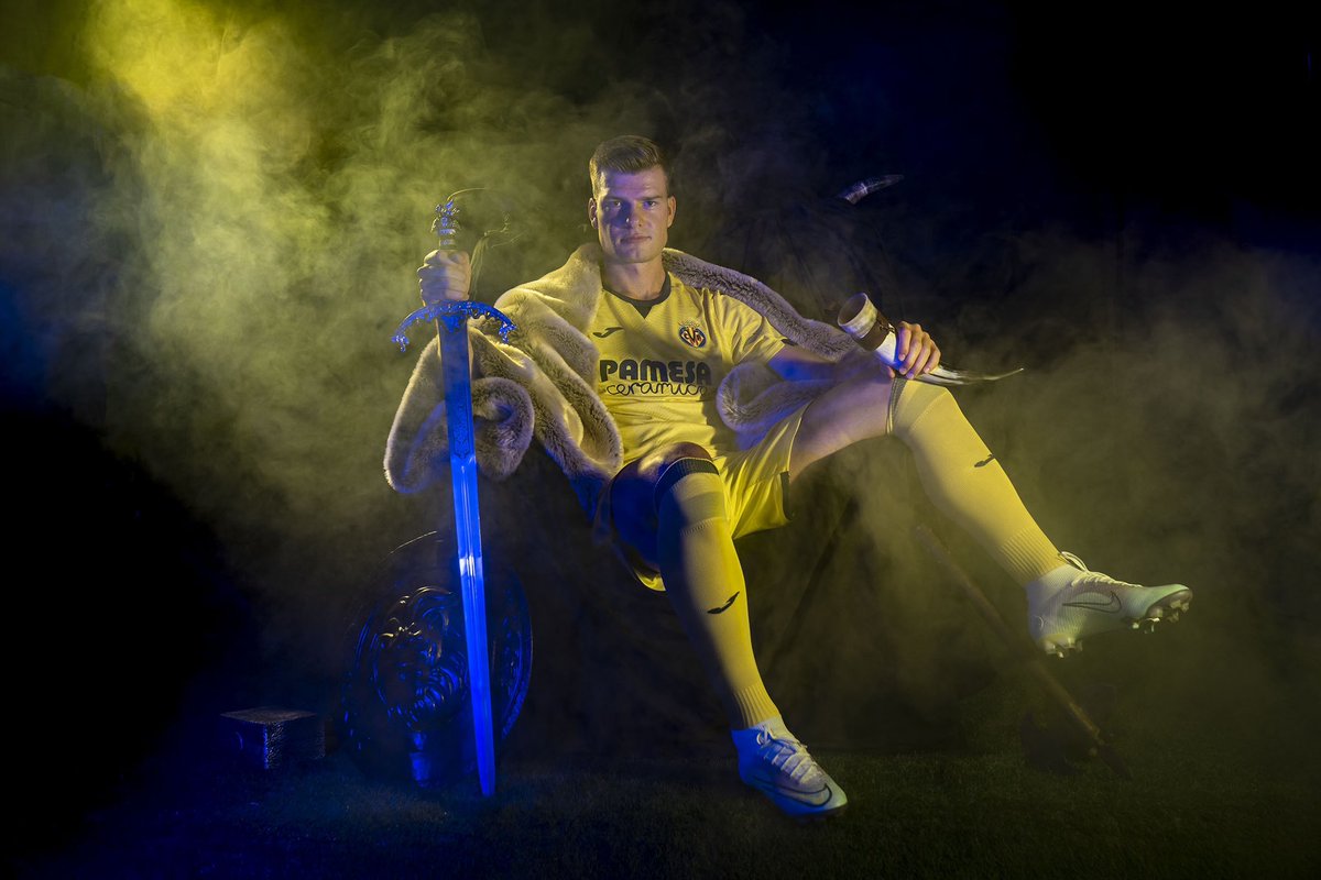FabrizioRomano's tweet photo. Alexander Sørloth ✖️ Villarreal on €10m fee, add ons included 🟡✨🇳🇴 https://t.co/Fx1HhoT75q