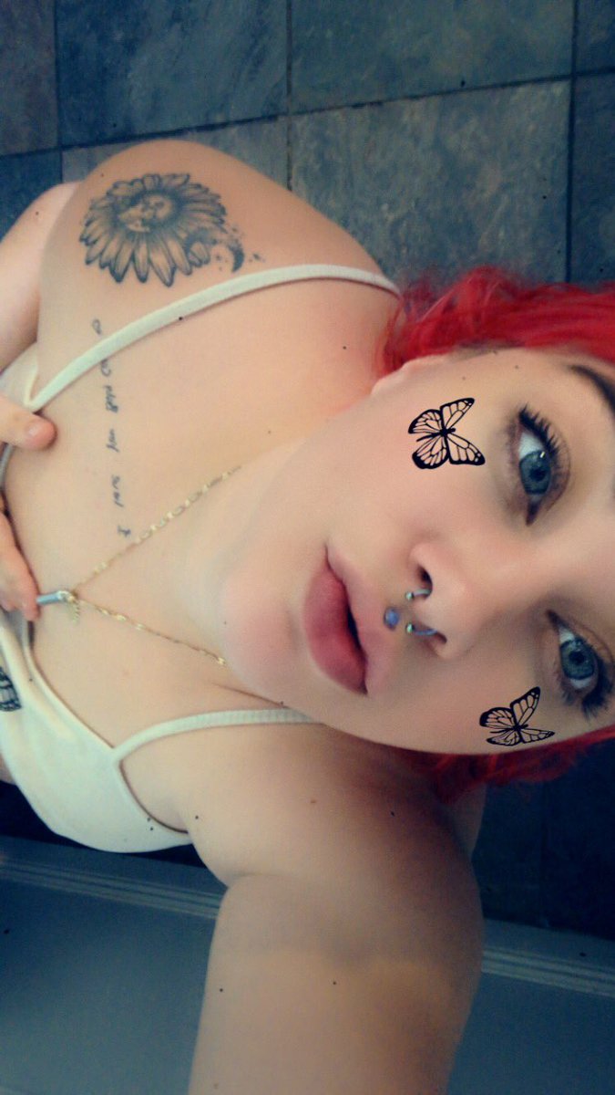 rollinbleezy's tweet photo. https://t.co/t1n9IeHaGS.     Sub to my onlyfans for the low and be 🤯 🥵 it gets hot and heavy over here. 🤗 #onlyfans #nsfw #SellingContent #buymycobtent https://t.co/DXbeoaSRpB