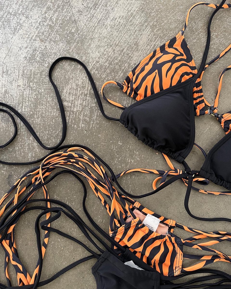 G҉e҉t҉ t҉a҉n҉g҉l҉e҉d҉ —> limited swim release this thursday July 27/ 10am PST!

#noctex#swimwear#bikini#swimwear#altgirls#gothstyle#altfashion