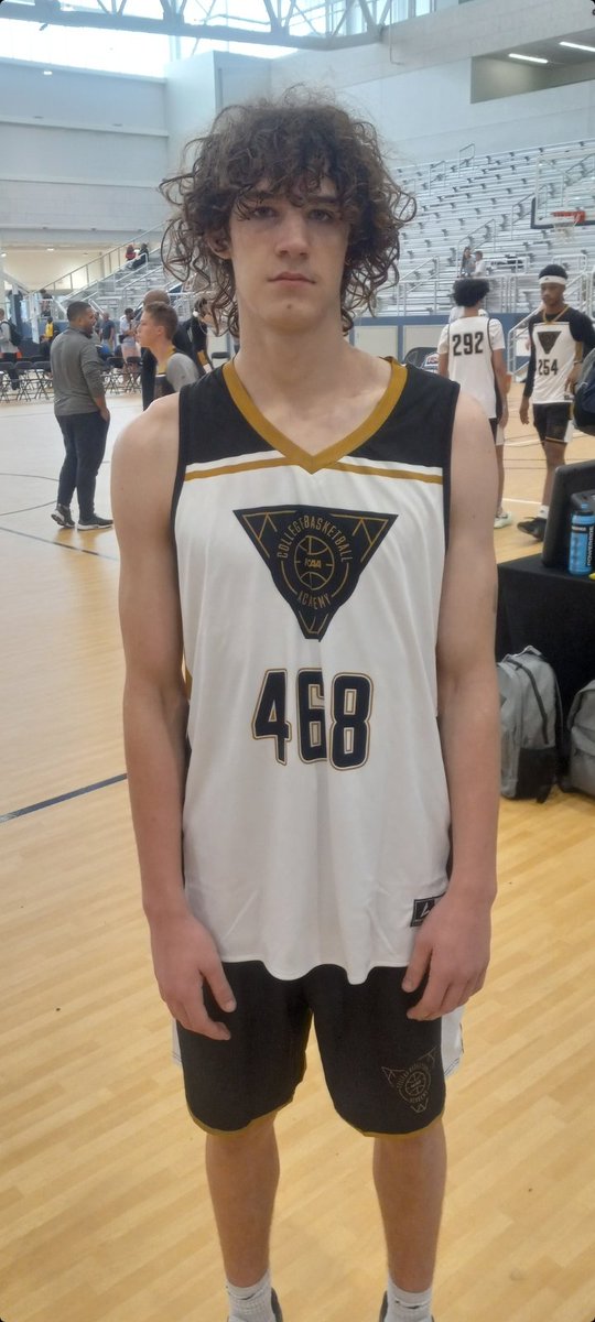 Team Swift (@teamswift_1) on Twitter photo Indiana  63
FDU 69  (F)
#TeamSwift
* Nathan Law 6'6 (STE) led all scorers with 19 pts 6 rbs 4 asts 2 stls. Indiana  63
FDU 69  (F)
#TeamSwift
* Nathan Law 6'6 (STE) led all scorers with 19 pts 6 rbs 4 asts 2 stls.