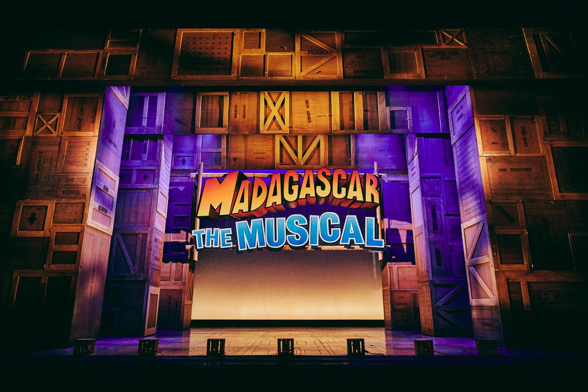 Theatre Royal Plymouth tweet media