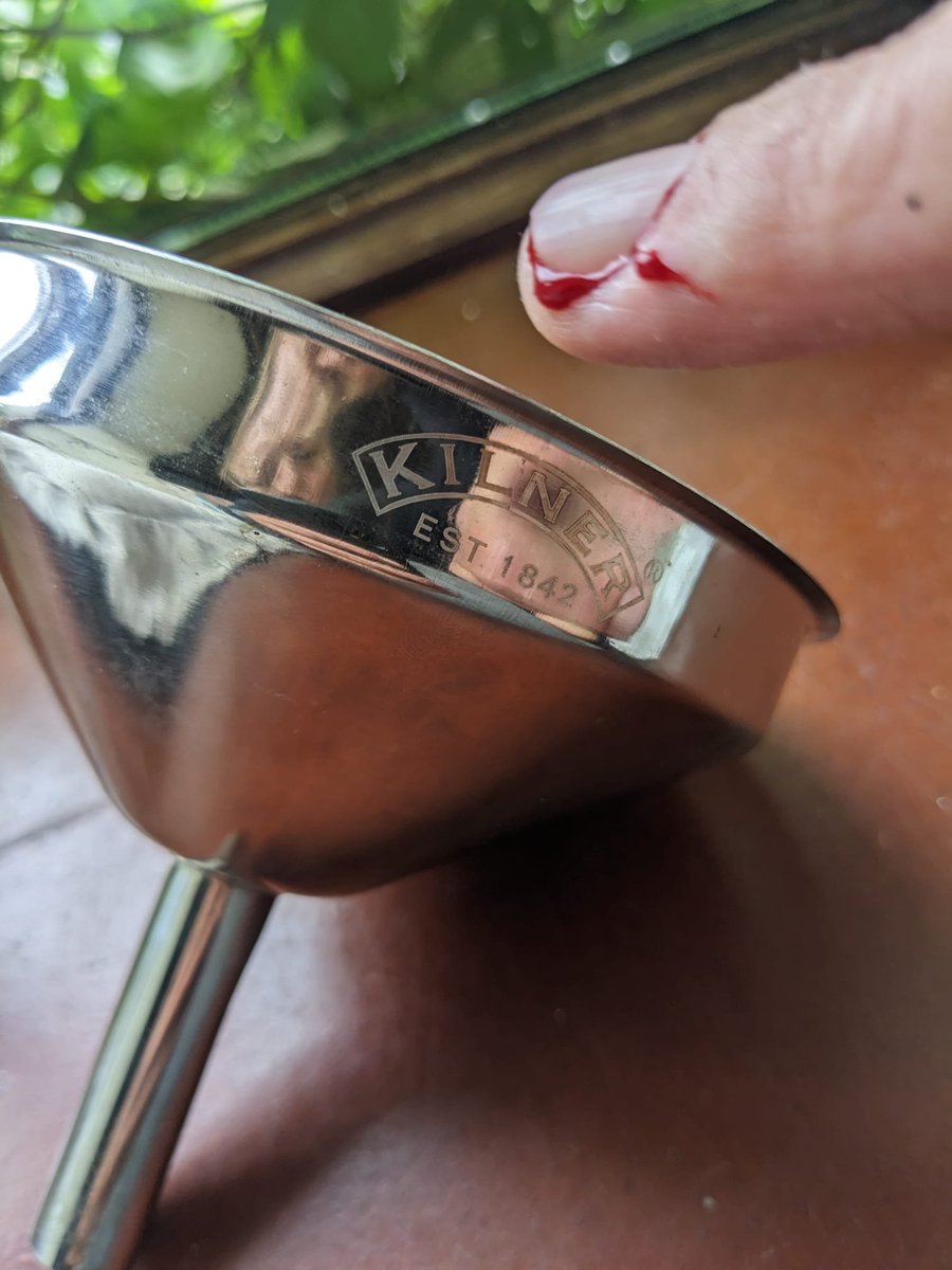 good job we didn't ask the kids for help with the jam making <a href="/KilnerUK/">Kilner ®</a> - this thing is razor sharp. excruciating cut right to the quick 😢