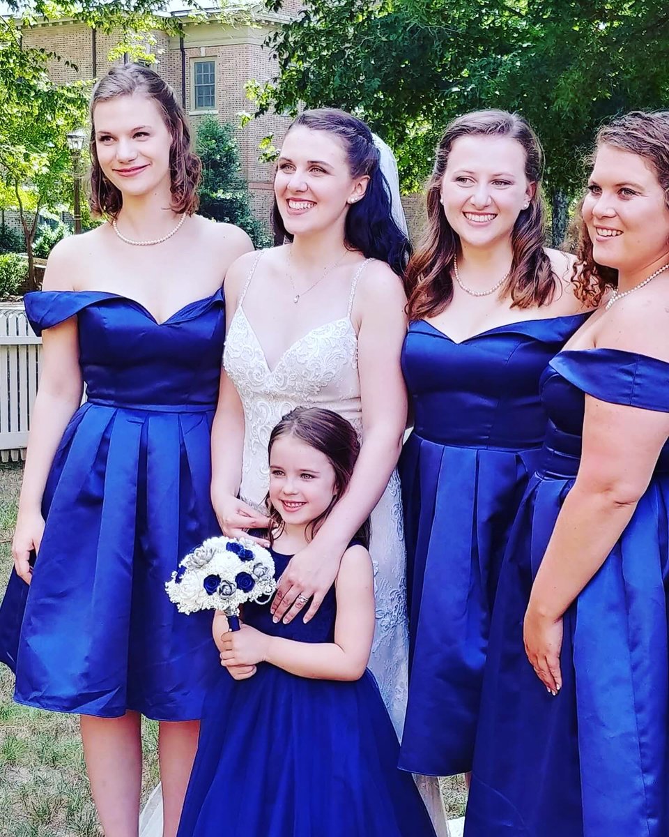Seisenegg's tweet photo. Hochzeitsfest mit Freunden unter Freunden. ❤️🥰🏰 https://t.co/8FX5UqmZ6b