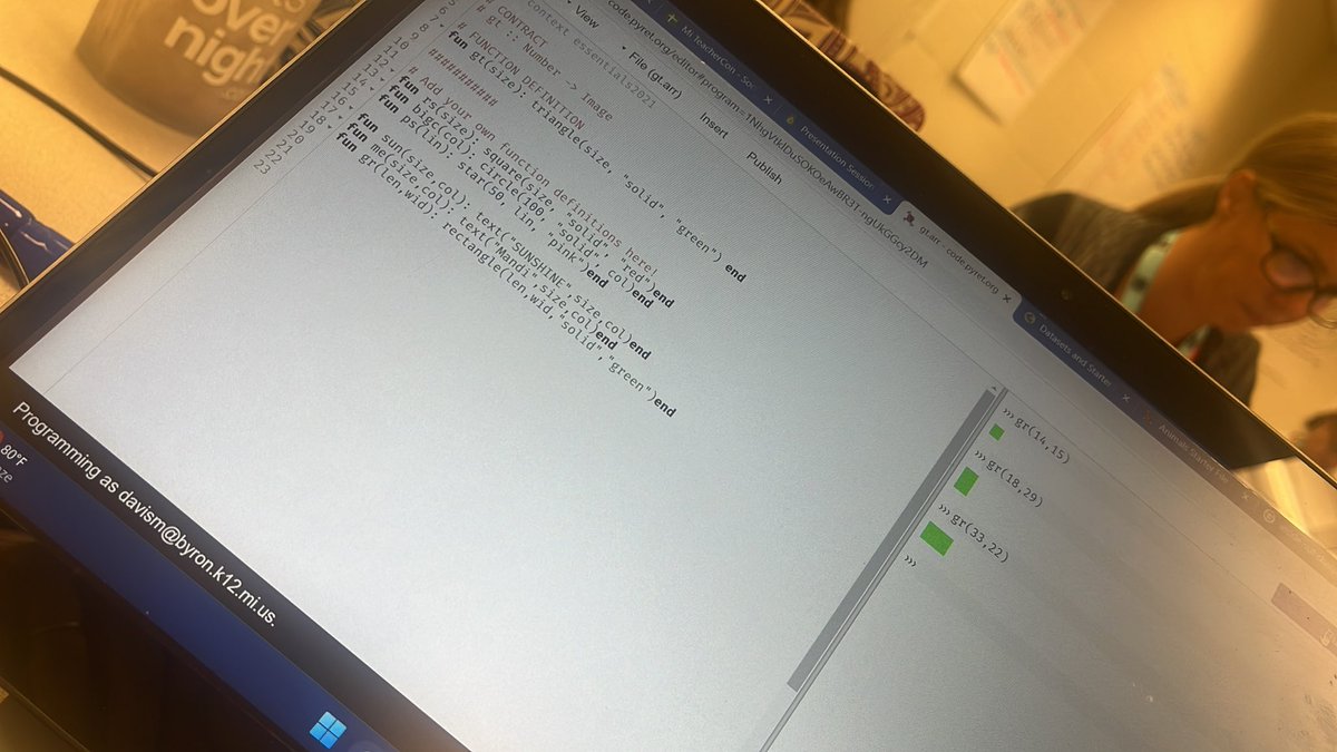 mmd41581's tweet image. Making shapes here!  #MiSTEM