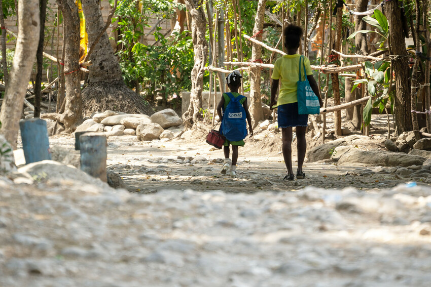 PlanHaiti's tweet photo. Women and girls in #Haiti are facing an acute crisis. The Rapid Gender Analysis has found that more than 68% of women and 85% of adolescent girls face acute risks to their own safety. Download the report to learn more here: https://t.co/YesBA4UT6O
#PlanInAction #CrisisInHaiti https://t.co/Y9GdgUm9oz