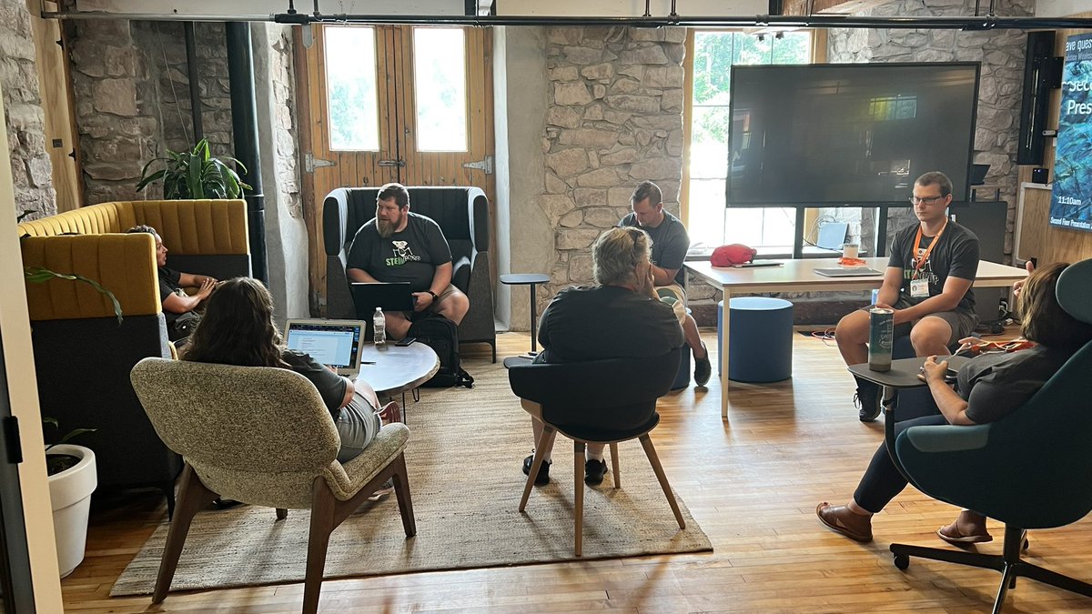 STEM Camp EDU tweet media