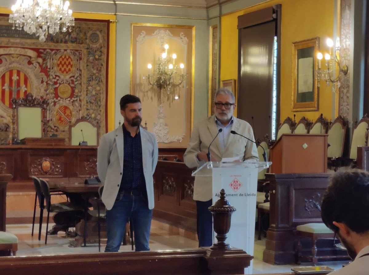 ‼️ El Paer de #Lleida, <a href="/flarrosa/">Fèlix Larrosa</a> assegura que "no hi haurà alberg a Pardinyes".

L'alcalde s'ha reunit aquest dimarts amb el conseller de Drets Socials, <a href="/carlescampuzano/">carles campuzano</a> 

Ampliarem tota la informació a l'informatiu vespre a partir de les 20h i a ua1.cat