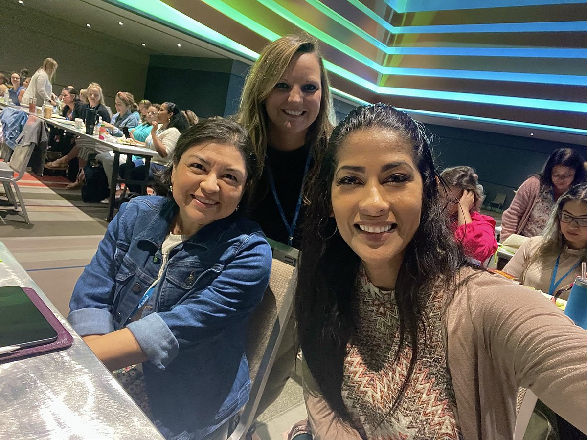 Fields4_MsMora's tweet photo. Day 2 #atPLC for @SolutionTree representing @NISDFields @NISD This has been so enlightening and a great way to start the new school year! #Leaders @FieldsFourth @Fields5thgrade1 @Fields_Firsties https://t.co/onFvkpm3qs