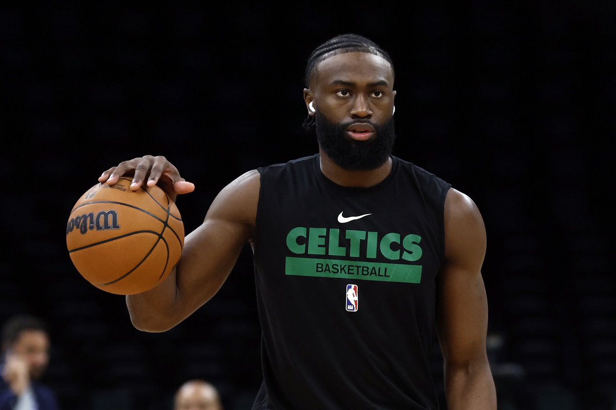 IAMATHLETEpod's tweet photo. BREAKING 🚨

Jaylen Brown and the Boston Celtics have agreed to a 5-year, $304M fully guaranteed SUPERMAX contract extension, per @ShamsCharania 

It’s the richest deal in NBA history‼️💰 https://t.co/512TD9QEej