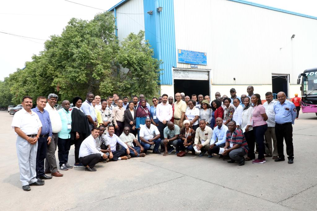 ConcorFhel's tweet photo. Visit of Tanzanian delegates to FHEL/CONCOR at Rai Sonepat under a program organised by Indian Institute of Public Administration and supported by Indian Technical and Economic Cooperation Scheme of Ministry of External Affairs, GOI
@VKRamaCMD @concor_india @santosh_sinha55 https://t.co/jH1HPGCIR2