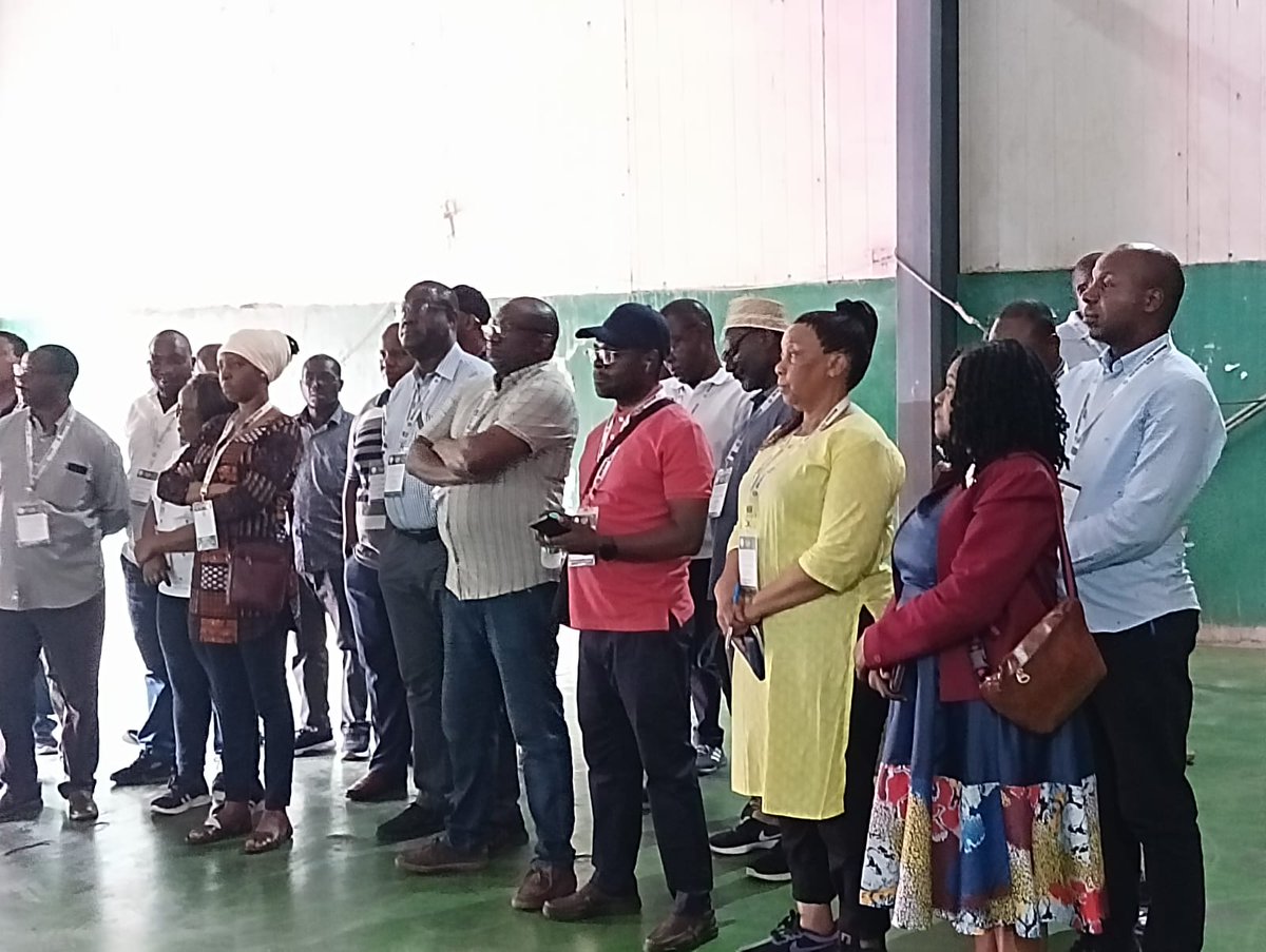 ConcorFhel's tweet photo. Visit of Tanzanian delegates to FHEL/CONCOR at Rai Sonepat under a program organised by Indian Institute of Public Administration and supported by Indian Technical and Economic Cooperation Scheme of Ministry of External Affairs, GOI
@VKRamaCMD @concor_india @santosh_sinha55 https://t.co/jH1HPGCIR2
