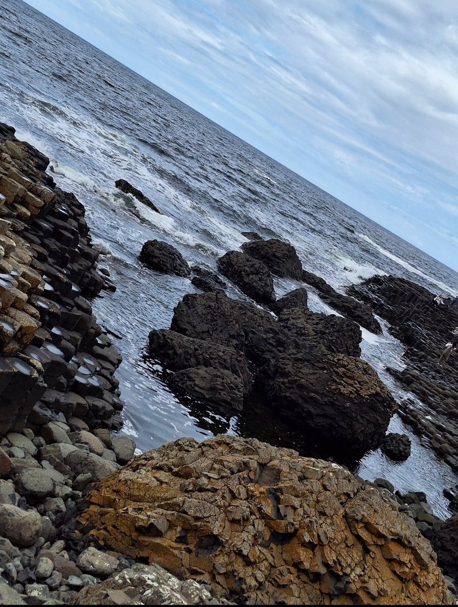 #TheGiantsCauseway has been on my travel 🪣list for ages. Today I finally got to tick it off the list ✅️🙌🏾