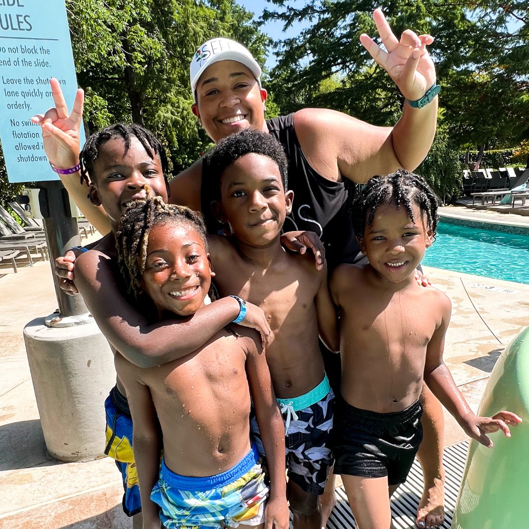 SEEDS_k12's tweet photo. Discovering the world one adventure at a time! 

We know how important it is to provide field trips that show our kids the wonders beyond their neighborhoods ❤️#SEEDSGrowHere #childrensmentalhealth #dallas #texas Our #summerprogram summer program is  empowered by @FrazierRevital https://t.co/wUDSi6kaPg