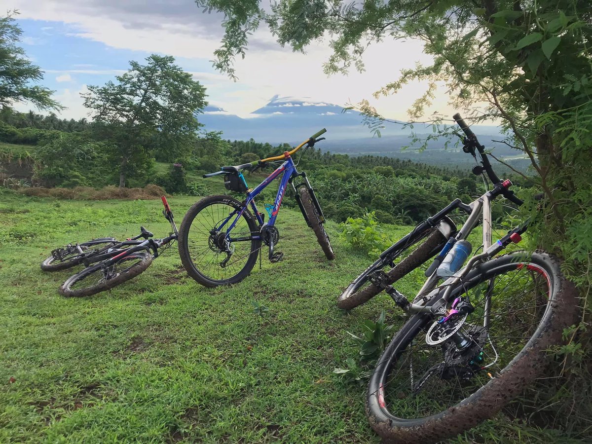 jameslieu_'s tweet image. Halik sa putik ang nangyare 🤣