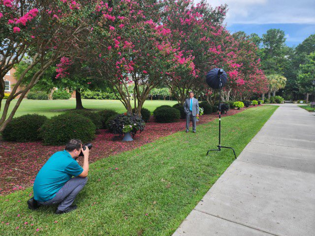 michaeltbenson's tweet photo. On this #TealTueaday we celebrate our rock star student workers in the Singleton Bldg &amp; thank them for their dedication during these weeks of summer. 

And thanks to our @CCUNewsDesk staff for the photo shoot amongst all the gorgeous colors @CCUChanticleers 

Campus looks awesome https://t.co/WeCP0n0M3q