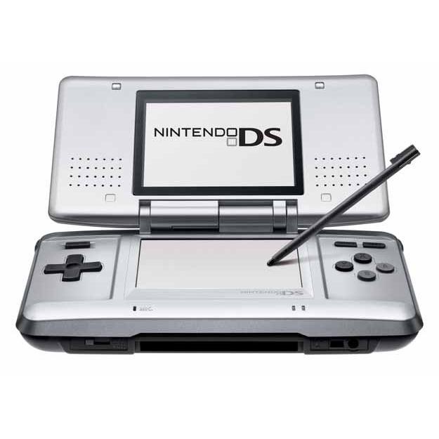 JVCom's tweet photo. Quelle a été la console portable que vous avez le plus utilisé ? https://t.co/YdZmYuxATW
