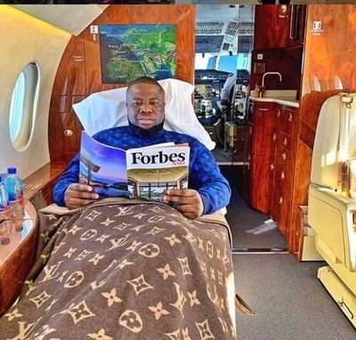 ChiefInstructor's tweet photo. @fbuyobe @Y_o_n_a_s16 🙏👍 ikikupendeza Mkuu one day  tupate japo Uzi wa Hash pup https://t.co/p1ndNF3ULn