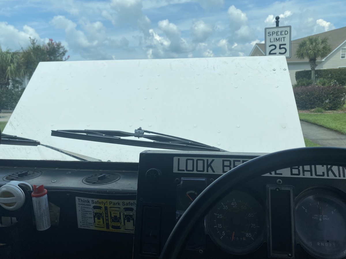 earslikedumbo's tweet photo. Once again … how are those new vehicles coming along @usps ? https://t.co/99U9UxlKmQ