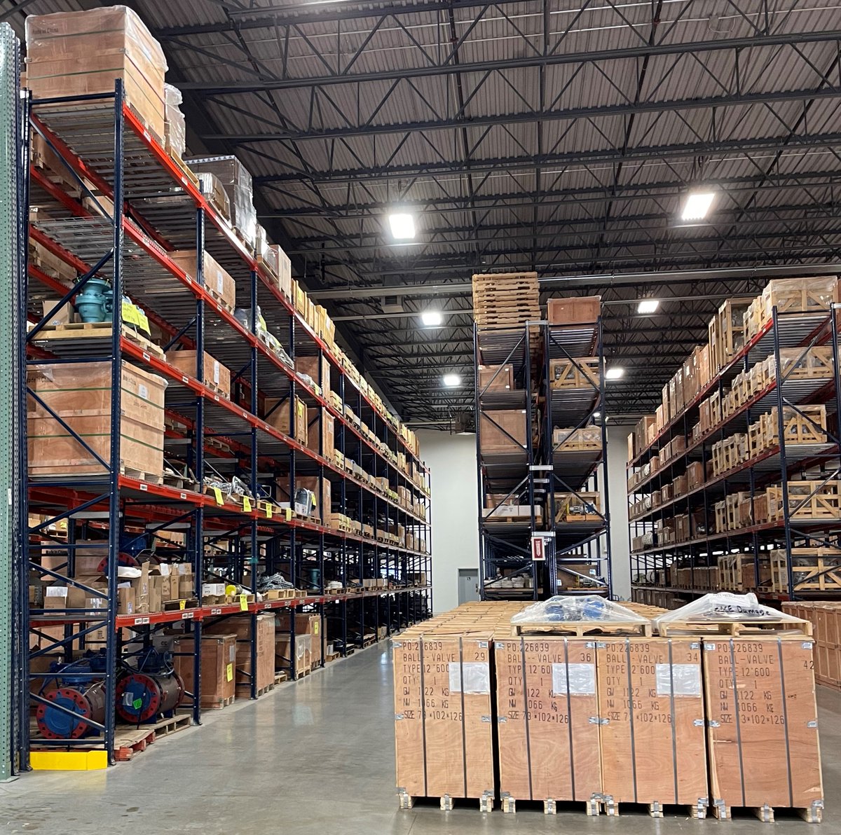 CNCflow1's tweet photo. Our Edmonton branch takes pride in shipping great products with on-time delivery. Here's a behind-the-scenes look:

 #HappyCustomer #Canada #Alberta #Edmonton #oilgas https://t.co/qYcK6MFoSP