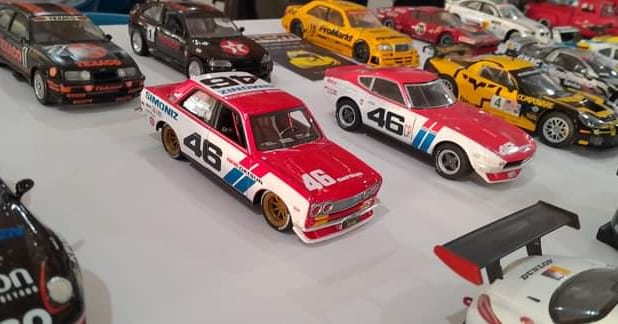 ClubDcm's tweet photo. #diecast #diecastcollector #diecastcollection #diecastcars #diecastphotography #diecastpics #toycars #toycollector #toycollection #toycarphotography #toycarpics #escala #miniatura #colecciones #diescast #scalemodel #car #carmodel #scale124 #carcollection #mycollection
 #carro https://t.co/hEskBkcQyp