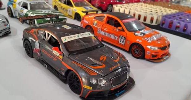 ClubDcm's tweet photo. #diecast #diecastcollector #diecastcollection #diecastcars #diecastphotography #diecastpics #toycars #toycollector #toycollection #toycarphotography #toycarpics #escala #miniatura #colecciones #diescast #scalemodel #car #carmodel #scale124 #carcollection #mycollection
 #carro https://t.co/lP4wcmLc52