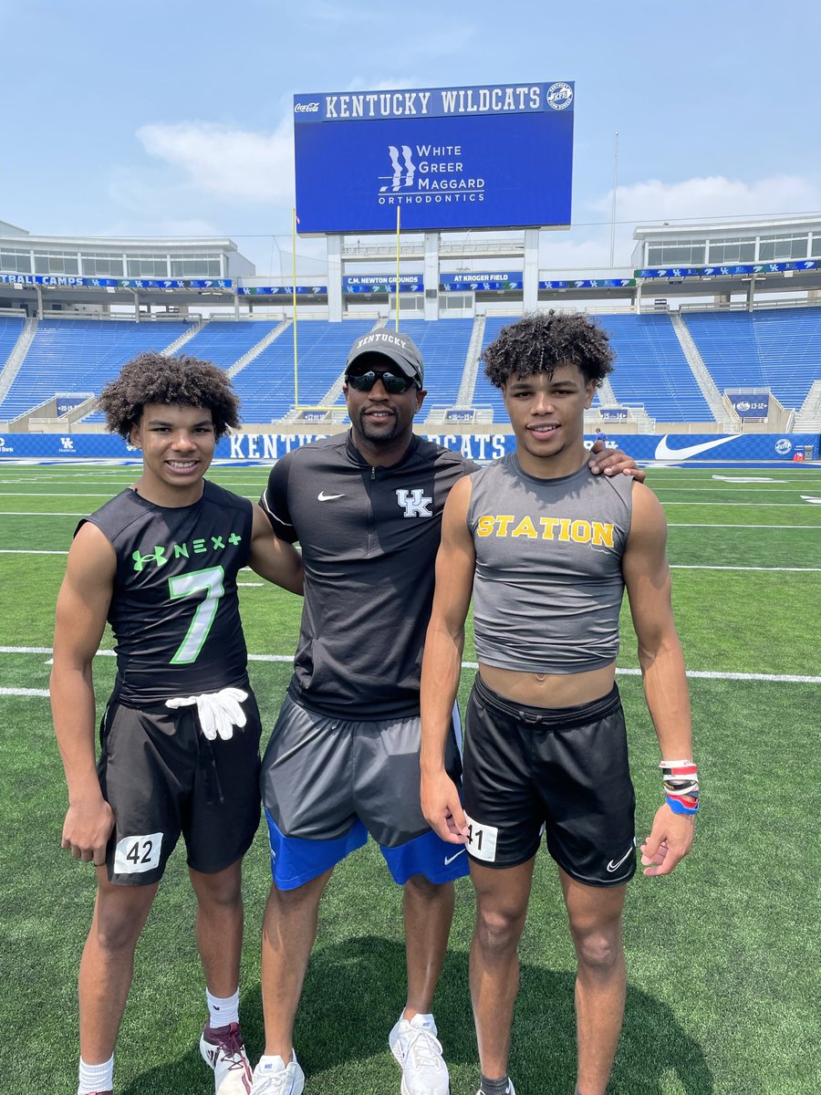 J.T. Haskins Sr. (@jthas3) on Twitter photo He is as ADVERTISED!! Freshman season is off to an excellent start for class of ‘27 @__jordanhaskins3__ <a href="/BSHSfootball_/">Bryan Station High School Football</a> <a href="/bryanstationfb/">Bryan Station Football</a> <a href="/CoachC_Collins/">Chris Collins</a> <a href="/RowlandRIVALS/">Justin Rowland</a> @SWiltfong247 @RivalsWoody <a href="/ErikRichardsUSA/">Erik Richards</a> @MickWalker247 <a href="/CoachLewis46/">Grant Lewis</a> <a href="/LauerFBU/">Matt Lauer</a> <a href="/iamerickallen/">Eric K. Allen</a> He is as ADVERTISED!! Freshman season is off to an excellent start for class of ‘27 @__jordanhaskins3__ <a href="/BSHSfootball_/">Bryan Station High School Football</a> <a href="/bryanstationfb/">Bryan Station Football</a> <a href="/CoachC_Collins/">Chris Collins</a> <a href="/RowlandRIVALS/">Justin Rowland</a> @SWiltfong247 @RivalsWoody <a href="/ErikRichardsUSA/">Erik Richards</a> @MickWalker247 <a href="/CoachLewis46/">Grant Lewis</a> <a href="/LauerFBU/">Matt Lauer</a> <a href="/iamerickallen/">Eric K. Allen</a>