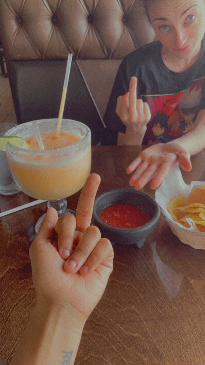 SecretGodess24's tweet photo. Lunch date with the bestie 

Reimbursement opportunity
Findom finsub slave https://t.co/B05sKfPlsO