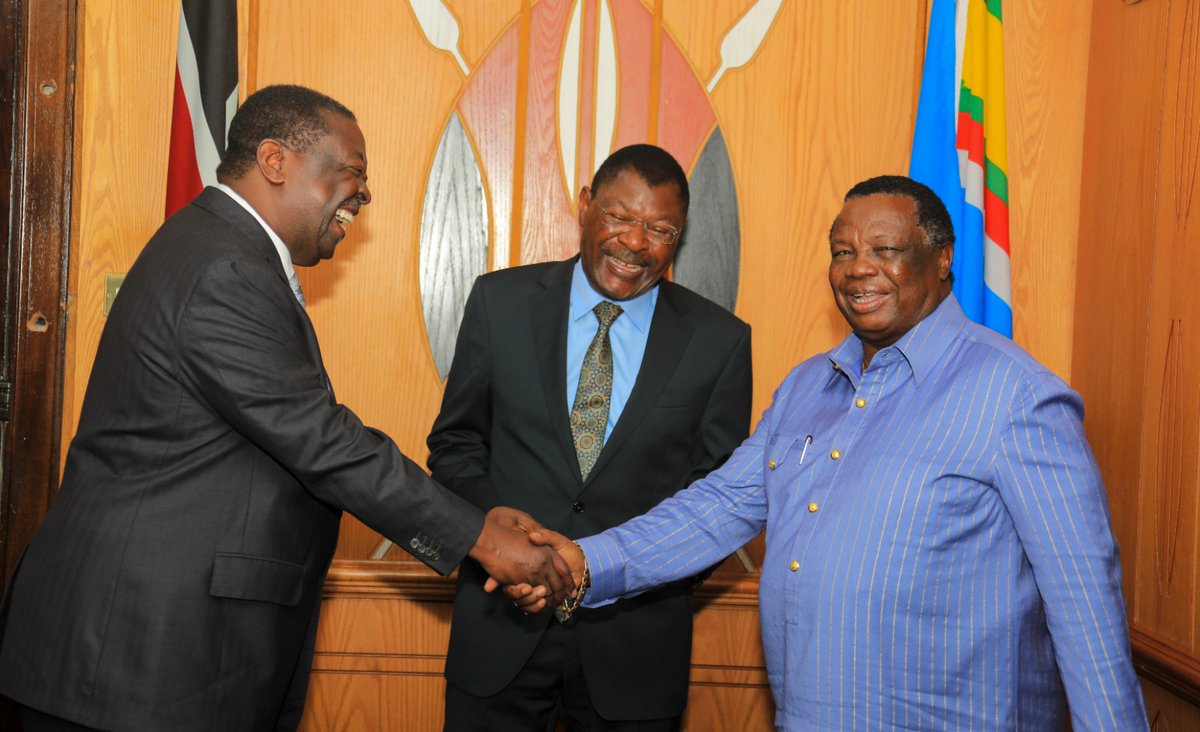 Muthonikate1's tweet photo. Unity in Mulembe Nation is what Prime Cabinet Secretary @MusaliaMudavadi ,@AtwoliDza and @HonWetangula are embracing In order to pursue Western Region Development Goals.
#MulembeUnity https://t.co/eH1GuXXuDD