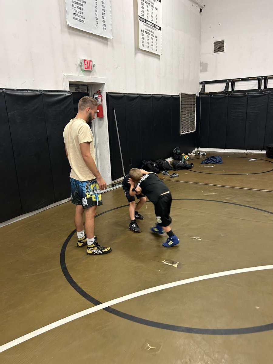 BelleLeopards's tweet photo. Summer Wrestling Camp in full swing #HML @BvasdAthletics https://t.co/CNYhVSxVFg