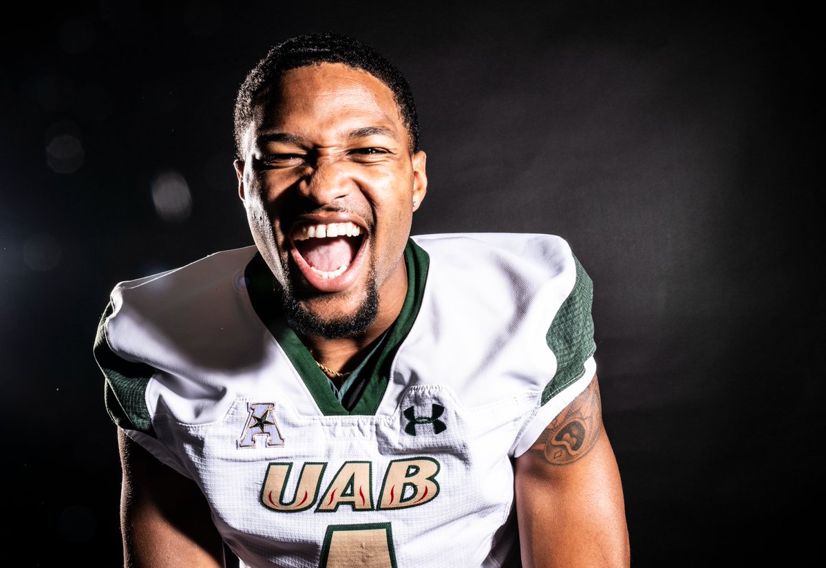 Ready for Blazer football 🐉

#AmericanFB x <a href="/UAB_FB/">UAB Football</a>