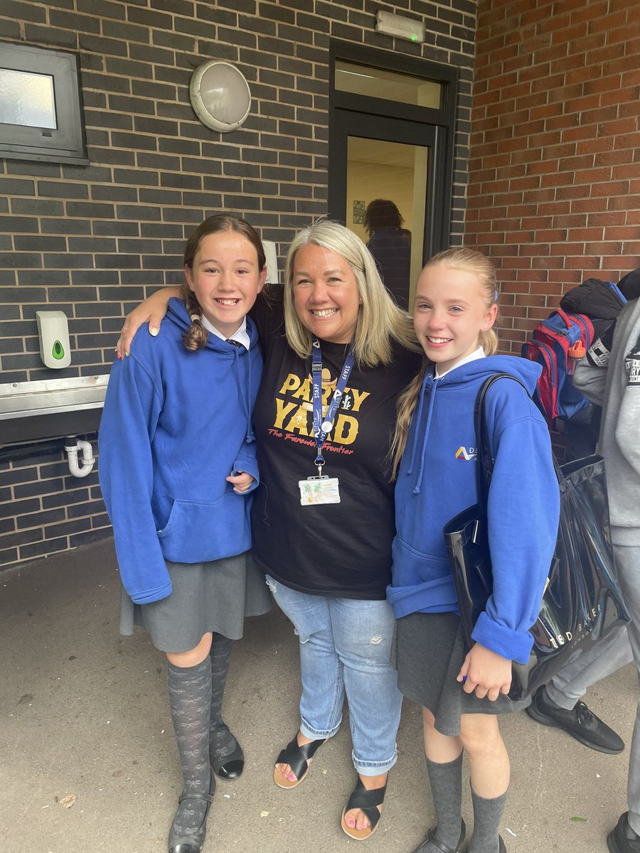 Melissa Parry 🩷 tweet media