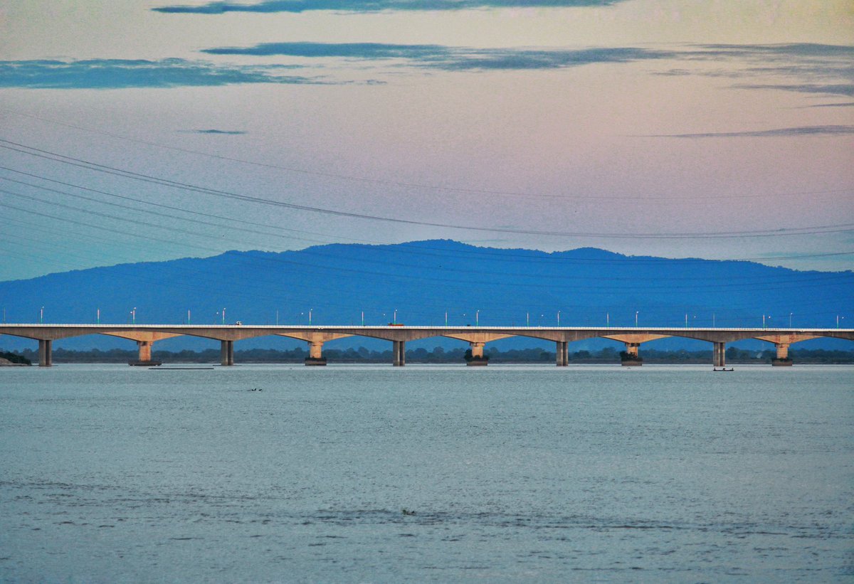 bhargab321's tweet photo. || Evening View Tezpur ||

Photography by @bhargab_jumon

📍Tezpur, Assam

#evening #eveningview #landscape #landscapephotography #naturelovers #naturephotography #eveningindia #travelphotography #photographer #assam #northeastindia #india #tezpur #canon #canonphotography https://t.co/lHhyAngyOb