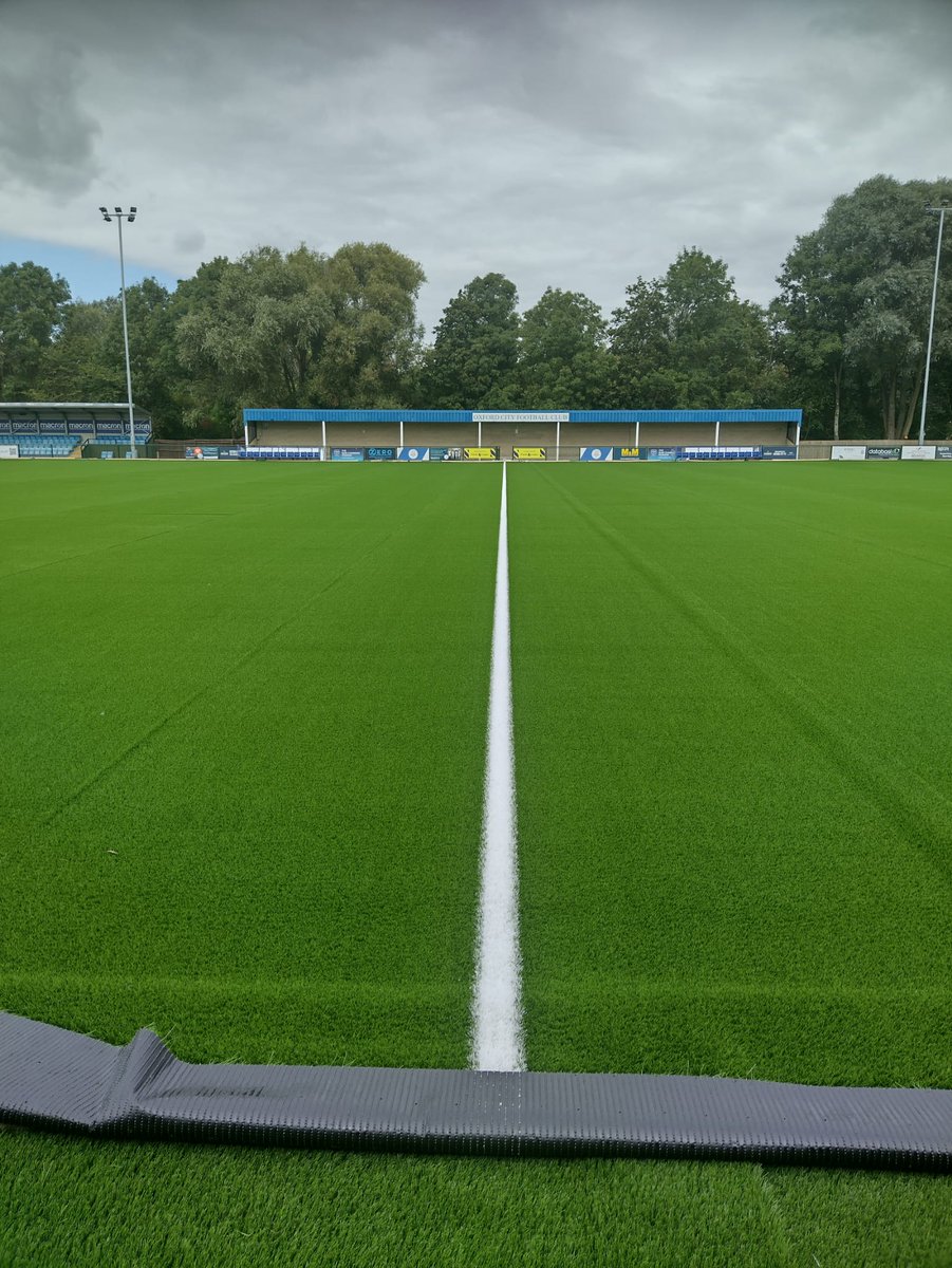 PST_Sport's tweet photo. Pitch is green once again at @OxCityFC. The chosen surface; @CCGrassChina TriPlex 45 which combines 3 different shaped yarns to produce an exceptional artificial turf football system. Once complete, the new surface will be tested to #FIFAQualityPro, ready for the new season ⚽️⚽️ https://t.co/7EKmHd3ctt