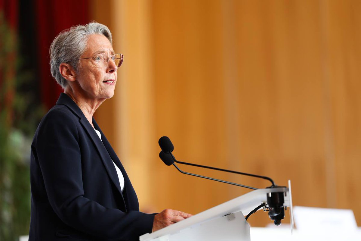 Elisabeth_Borne's tweet photo. L'enseignement supérieur et la recherche sont indissociables de la promesse républicaine.

→ 100 M€ pour animer le nouveau campus universitaire du Havre.
→ 23,5 M€ pour soutenir la transformation de 3 universités normandes lauréates de l'appel à projet ExcellenceS #France2030 https://t.co/op4xctIpNR