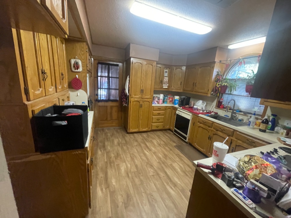 AdamInAustinTX's tweet photo. Great property in one of the best neighborhoods in Temple! This just needed an investors touch to reach top of the market.#Austinflip #76504 #Austinfixerupper #RealEstateInvesting #FixAndFlip #FlippingHouses #InvestmentProperty #Fixerupper #adaminaustin #adaminaustintx https://t.co/63dHx4wWzU