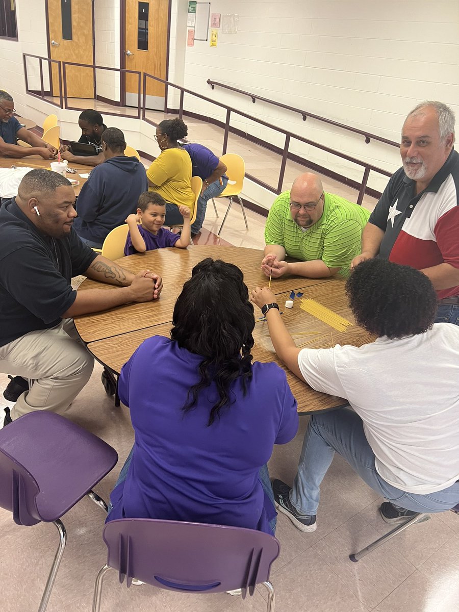 MarlinSecondary's tweet photo. Marlin Secondary staff is hard at work during the first day for professional development!! TEAM WORK MAKES THE DREAM WORK! https://t.co/cSWWBPKQtt