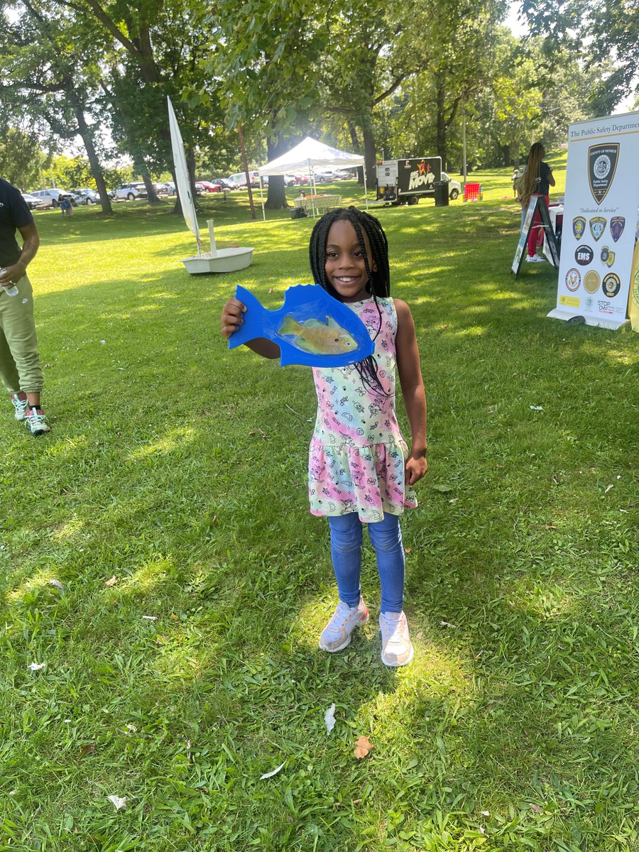 DRHS585's tweet image. Take a peek inside the R-Centers to see what the youth are up to! Youth participated in activities including painting a mural and planting in house flowers. Great job to our youth!

#AveD #Jackson #rcenters #summer #fun #youth