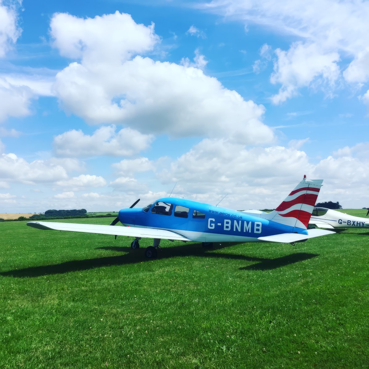 What's the most memorable airport you've ever landed at and why? Share your #AviationStories with us!  

Bonus points if you can guess the airfield in the photo

#PilotLife #Pilothub #Pilot #AvGeek #FlightTraining