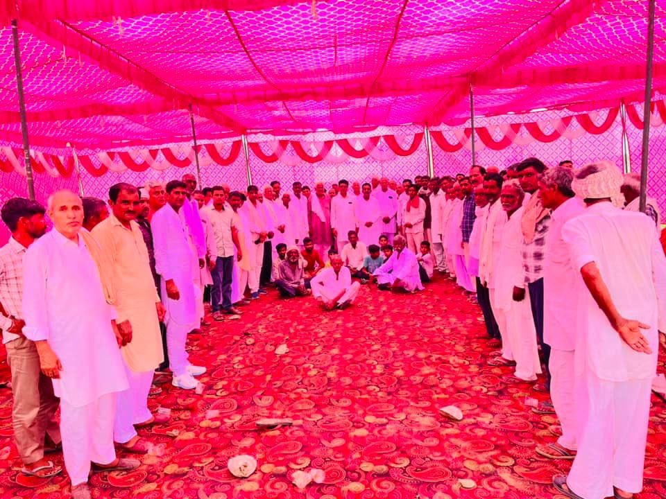 sanjeevbeniwal_'s tweet photo. आज @narendramodi जी के नेतृत्व की केन्द्र सरकार के 9 साल बेमिसाल कार्यकाल में हुए एतिहासिका काम को लेकर एव आगामी विधानसभा चुनाव में भाजपा को बहुमत को लेकर करनपुरा गाव में जनसंपर्क किया  #9YearsOfIndiaFirst #भादरा #हनुमानगढ़ @BJP4Rajasthan @cpjoshiBJP @VasundharaBJP #आओ_साथ_चले https://t.co/xL6INWMK3F