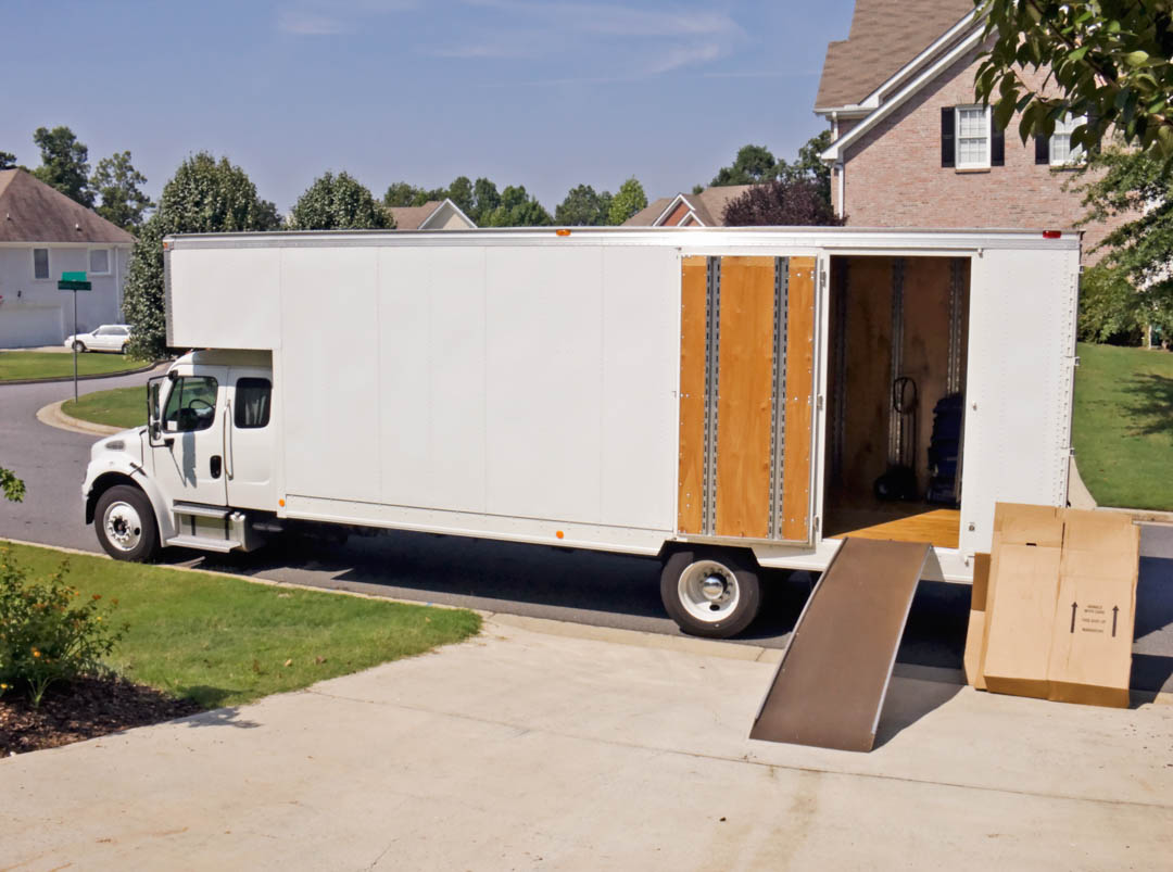 Moving long distances can be a stressful experience, so it's essential to have reliable long-distance movers on your side. Make sure you don't stress yourself out by trying to do it alone. Contact Fast Movers TX today for a moving quote!

#LongDistanceMovers  ...