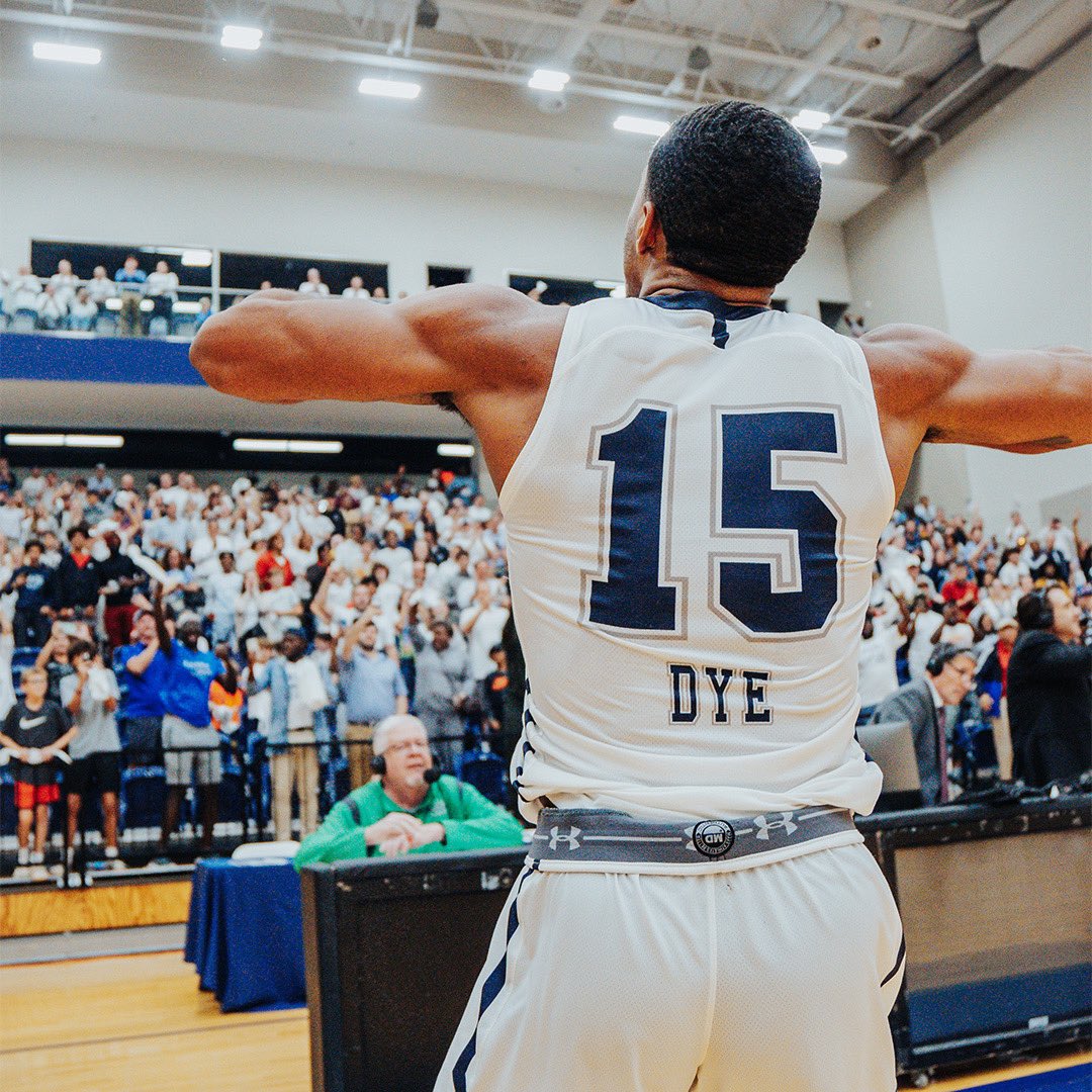 15 ➡️ KK Matalac Valjevo

Congratulations to the Royals all-time scoring leader Kenny Dye on signing a professional contract with KK Metalac Valjevo.

#GoRoyals | #W1N