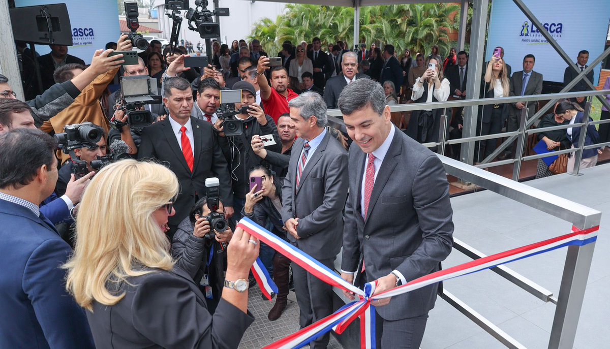 Santiago Peña tweet media