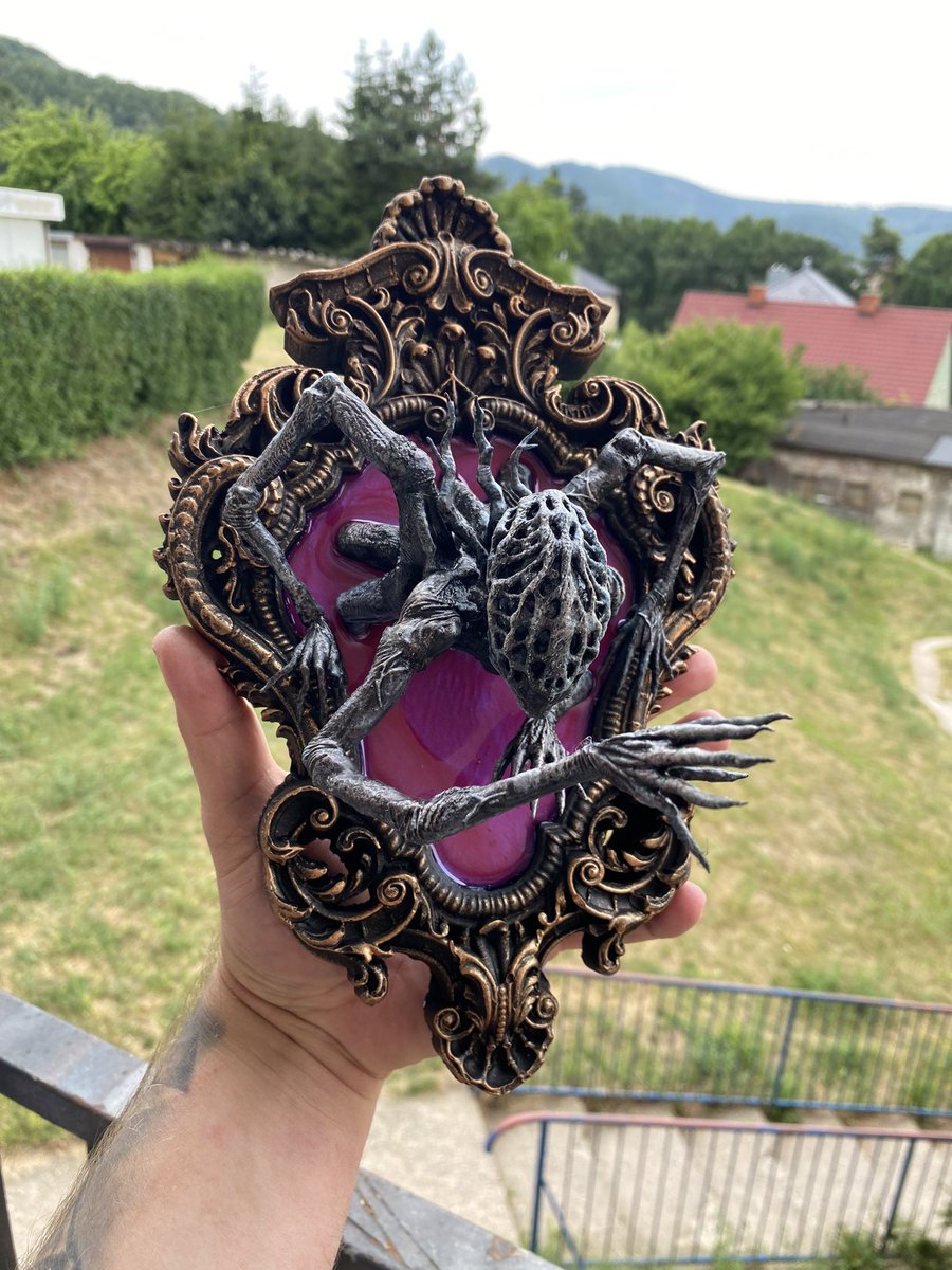 YharnamWorkshop's tweet photo. Finished Amygdala Frame 

#bloodborne #fanart #amygdala https://t.co/quHrUHn7eO