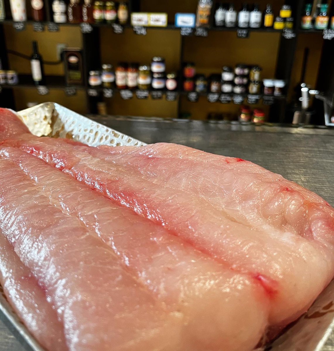 GoosetheMarket's tweet photo. Amandaโs cutting beautiful @FischerFarmsIN dry-aged strip to order + fresh seafood, too, and #ProduceParade local sweet cherries are here!
Remember #TwoStampTuesday free double stamps on your frequent sandwich card with your order today. https://t.co/REmpPQqpoA