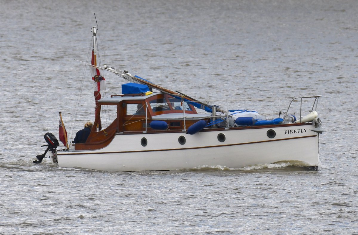FraserG32883664's tweet photo. Dunkirk Little Ship Firefly built 1923, cruising the Thames this morning. @militaryhistori @Dunkirk_Ships @navalhistorian #DunkirkLittleShips #Dunkirk #OperationDynamo #MiltaryHistory #MiracleOfDunkirk #Thames #RiverThames #ClassicWoodenBoats #Gravesend https://t.co/KgQECK1p5m
