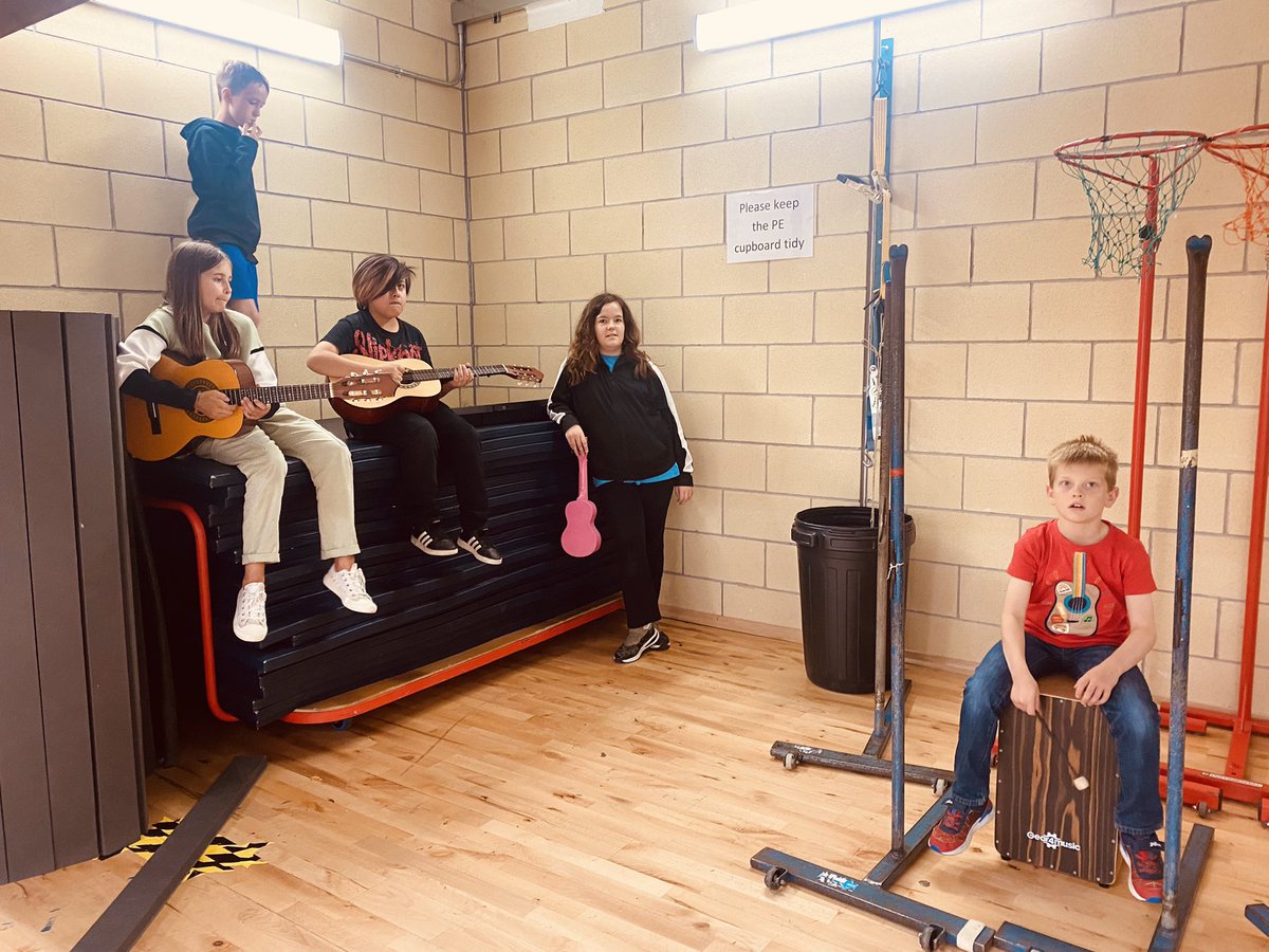 East Ayrshire Remembering Together tweet media