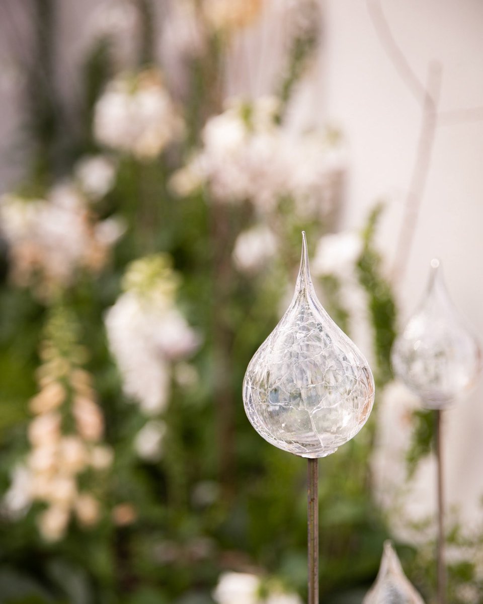 Want a piece of the renters retreat show garden. Glass orbs on sale from <a href="/BathAquaGlass/">Bath Aqua Glass</a>  £45-65 each. tinyurl.com/296xw38r