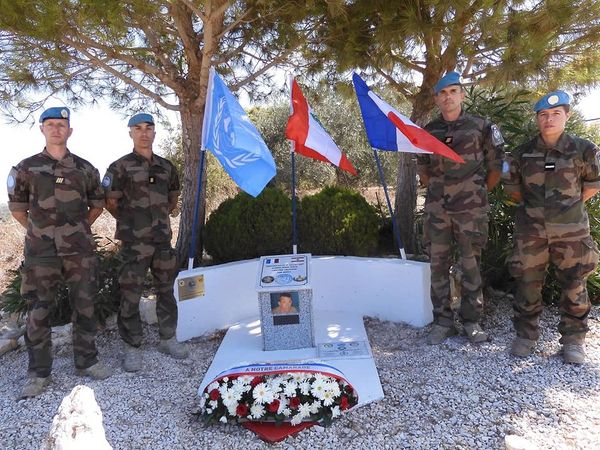 Unsor_siege's tweet image. Ils sont dans nos mémoires, ils sont morts pour la France un 25 juillet.
En 2007 Adjudant-chef Pascal CORREIA - #1erRCP -Kaboul-Afghanistan et Adjudant-chef Eric LALLOYEAU - #cdc31RG - Liban
En 1991 Adjudant Jean-Christophe GARNIER – #CDC_28eRT – Tchad_(il avait 30 ans)