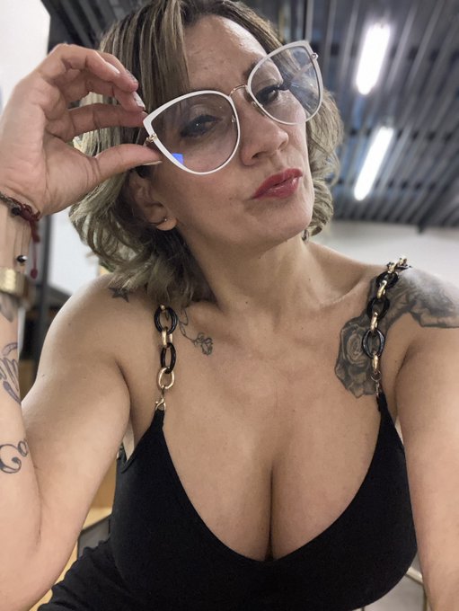 Getting ready to go to bed? wait for me https://t.co/GOk6WvUI71💜💕. https://t.co/EcDJxB80Gq<a href="/tag/mintingnow"class="tags"><span>#mintingnow</span></a><a href="/tag/thenamechapter"class="tags"><span>#thenamechapter</span></a><a href="/tag/cashappgiftcards"class="tags"><span>#cashappgiftcards</span></a>