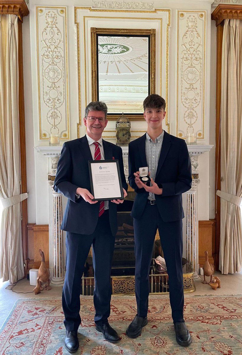 BritEmbDublin's tweet photo. Today, 16-year-old Noah Winders is the first Irish person to be awarded the Russell Medal, an annual award by @RLSSUK for the most outstanding act of resuscitation. https://t.co/vt5U96mwTU